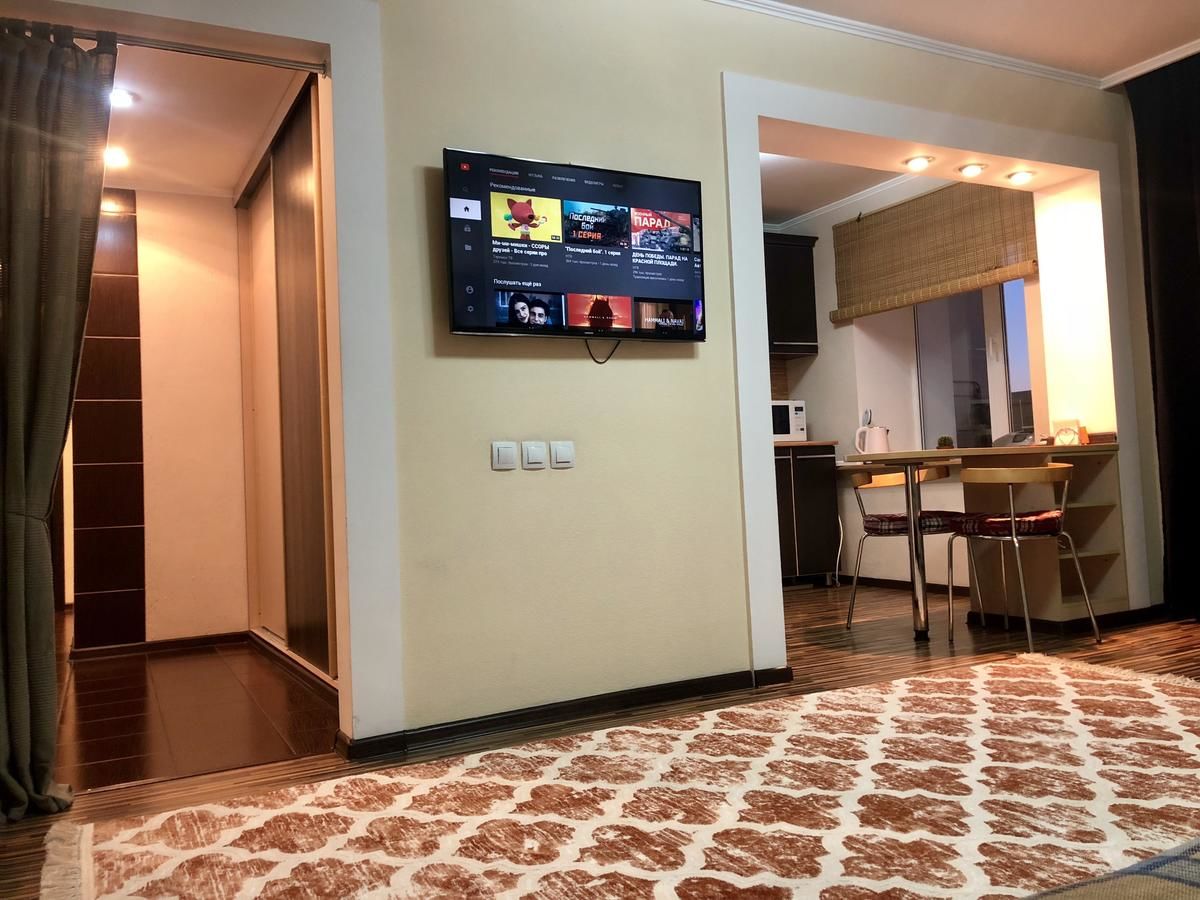 Апартаменты Apartment on Republic Square Усть-Каменогорск