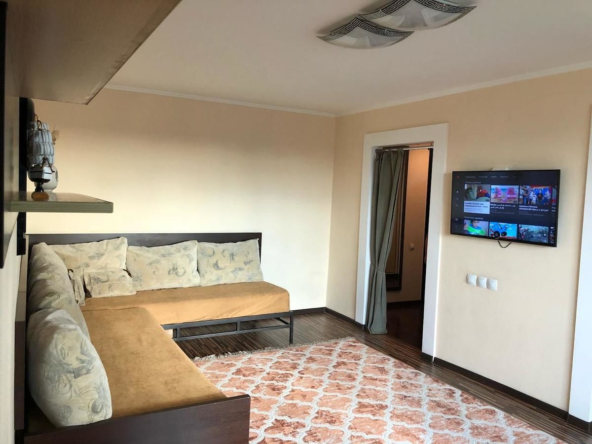 Апартаменты Apartment on Republic Square Усть-Каменогорск